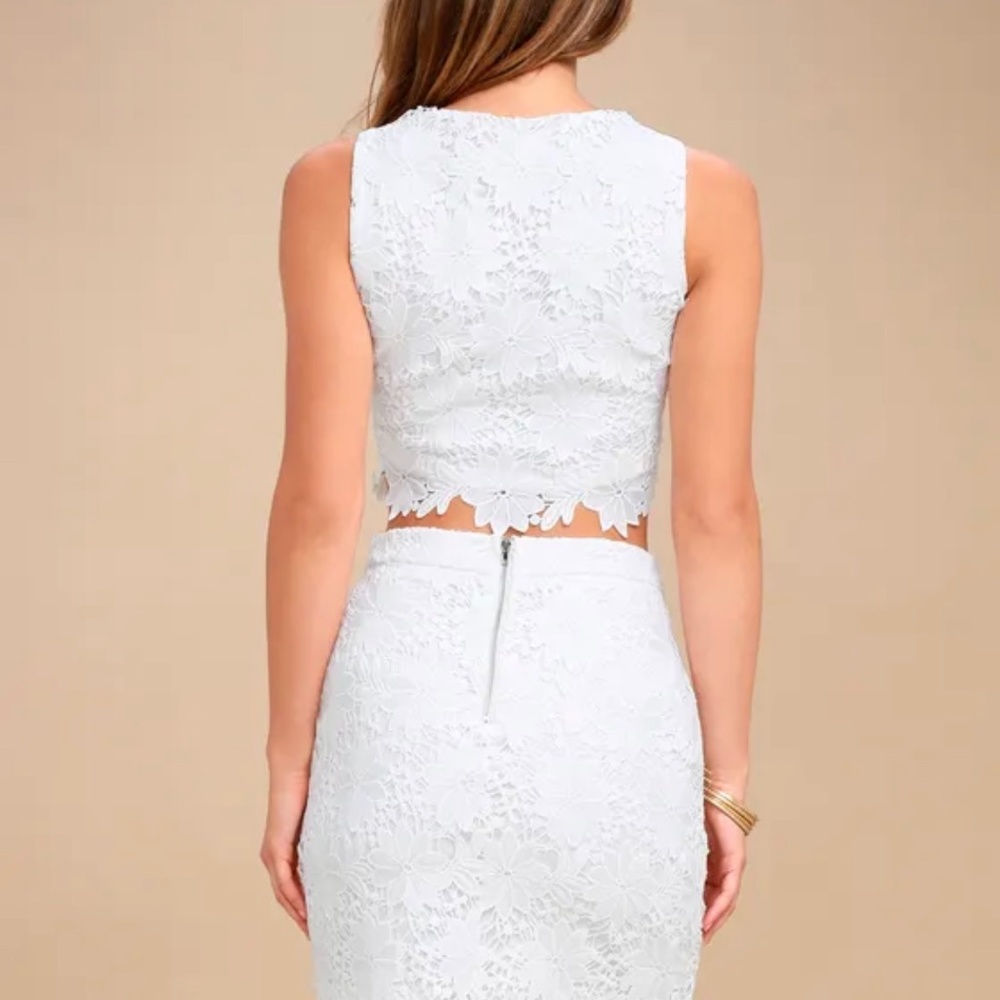 Lulu’s white lace two-piece
